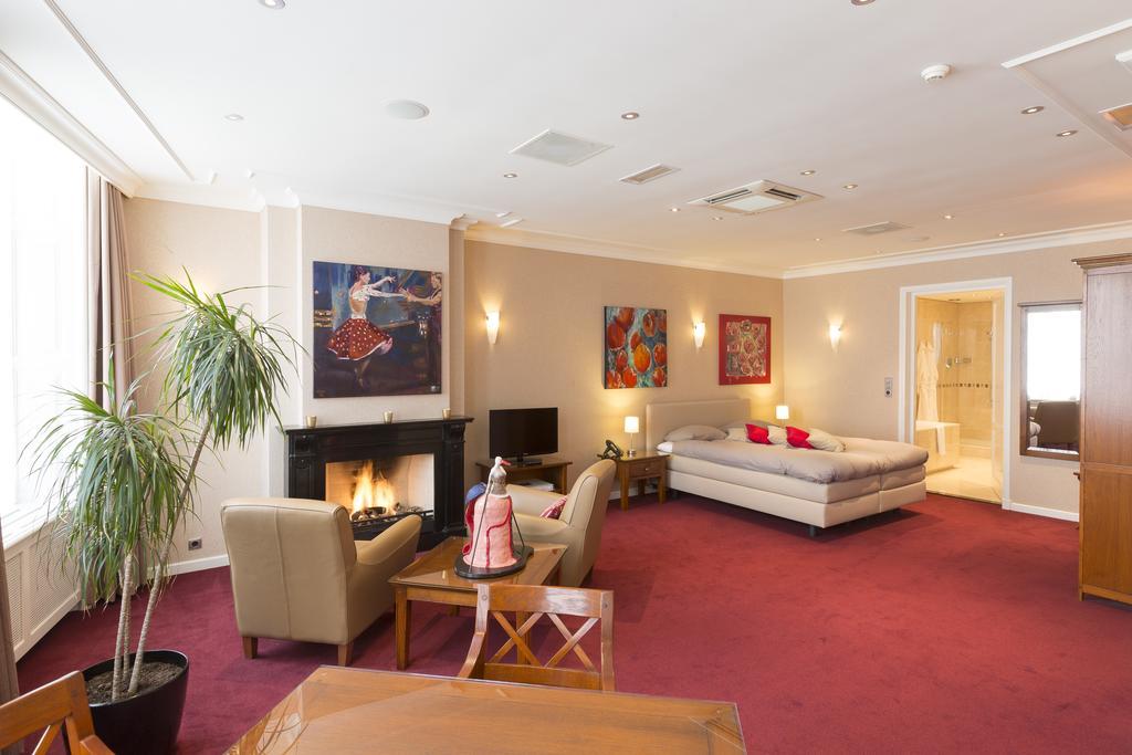 Sense Suites Ден Бош Екстериор снимка