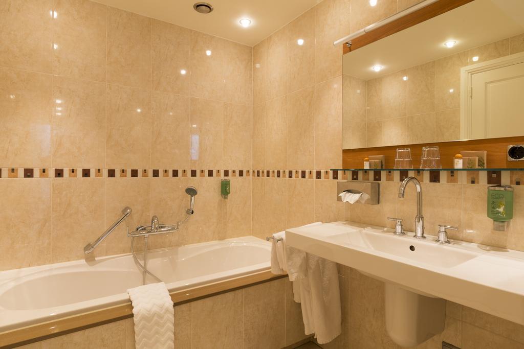 Sense Suites Ден Бош Екстериор снимка